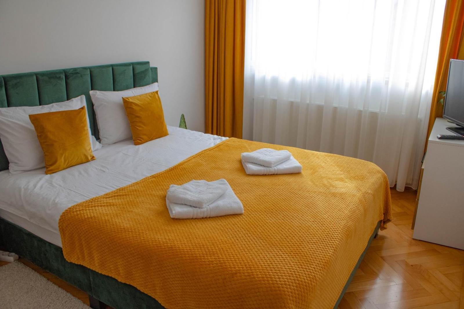 Apartament Aleea Minerva Braşov Extérieur photo